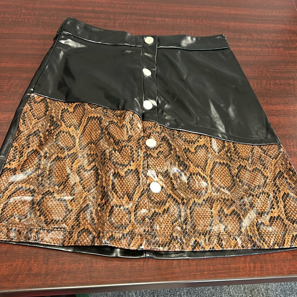 Snake print skirt